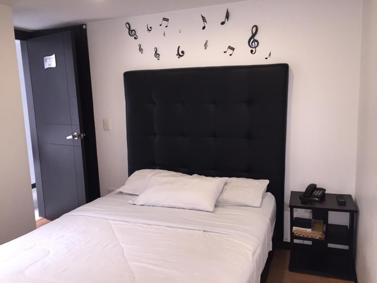 Hotel Montecarlo Boutique Богота Экстерьер фото