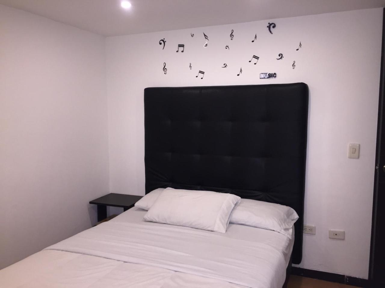 Hotel Montecarlo Boutique Богота Экстерьер фото